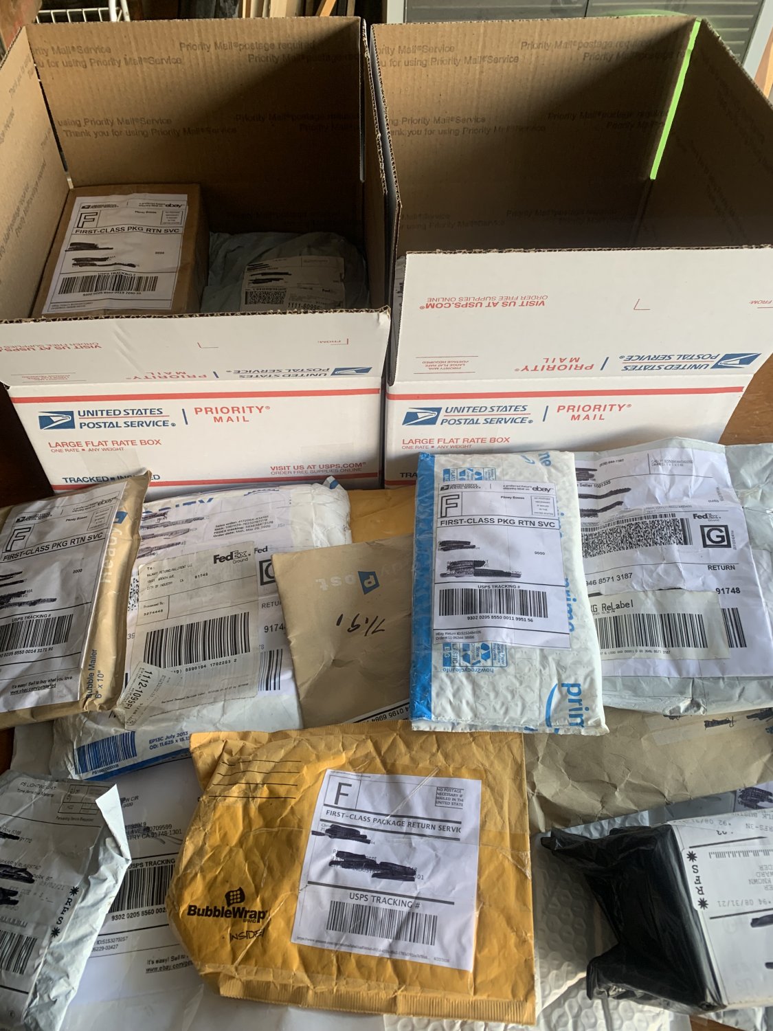 Unclaimed Packages Undelivered RTS Returns Box (10 for 89)