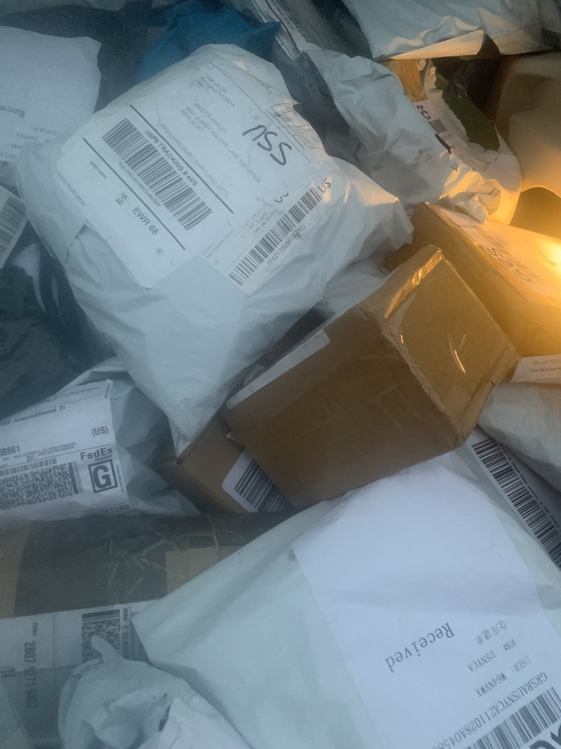 Mystery Box (5 packages for 50) = Unclaimed Packages RTS Amazon Walmart