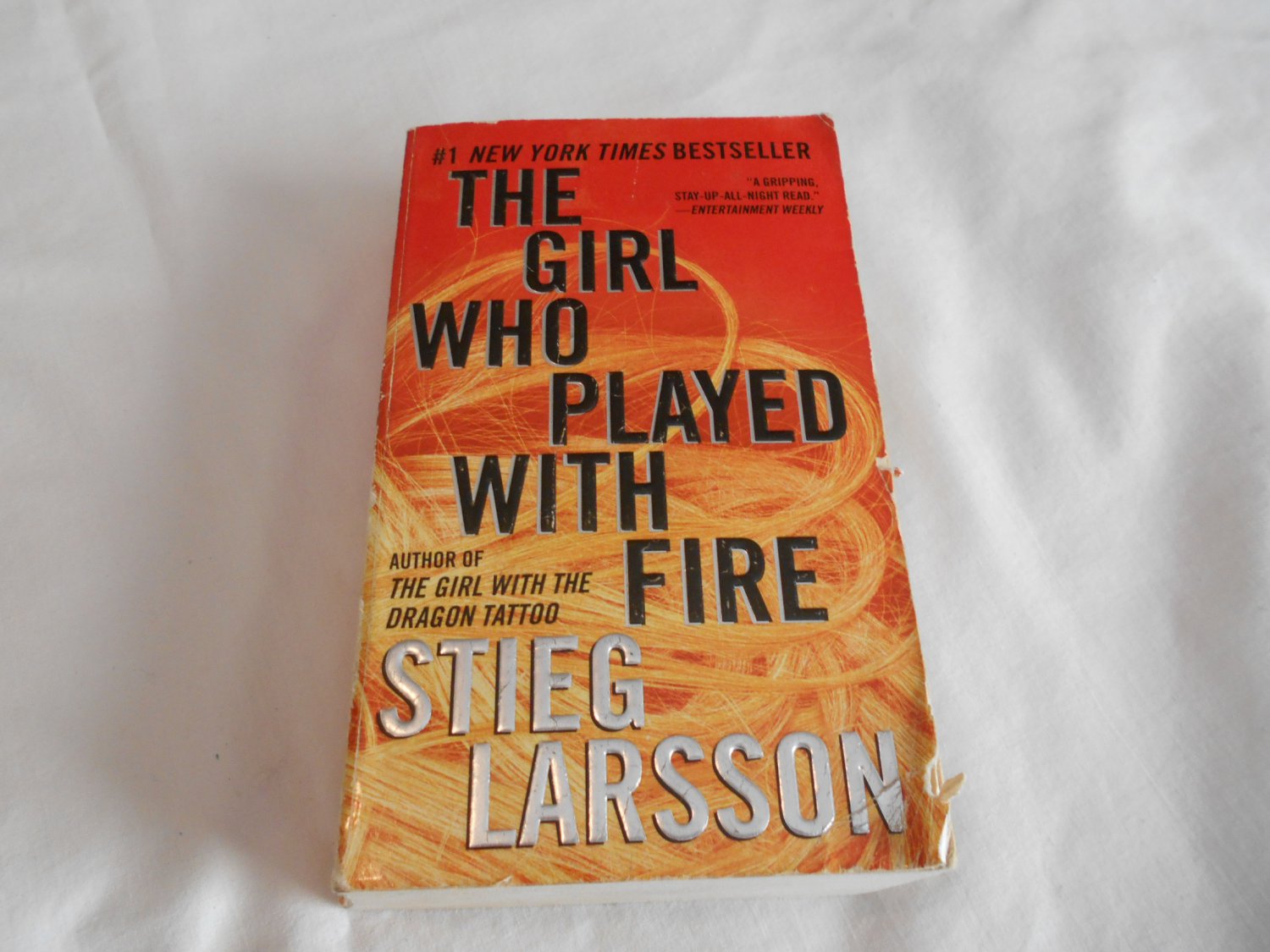 The Girl Who Played With Fire by Sylvain Runberg The Girl Who Played With Fire by Sylvain Runberg