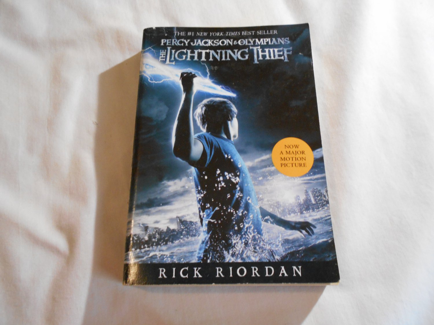 The Lightning Thief by Rick Riordan (2010) (R74d6) Percy Jackson and