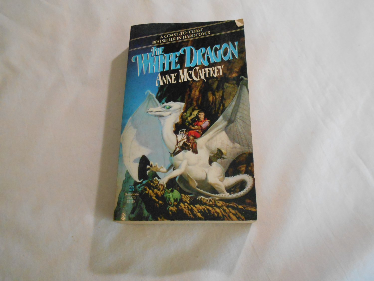 The White Dragon by Anne McCaffrey (1980) (79) Pern #5, Science Fiction, Fantasy