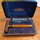 1930s Gillette Gold Tone Razor Reissue Pat. 17567 Blue Box With 2 Unused Razor Blades in Box (188)