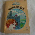 Trixie Belden The Mystery of the Queen's Necklace by Kathryn Kenny (1979/L63b5) #23 Golden Press PB