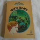 Trixie Belden The Mystery of the Midnight Marauder by Kathryn Kenny (1980/L63b5) #30 Golden Press PB Trixie Belden The Mystery of the Midnight Marauder by Kathryn Kenny (1980/L63b5) #30 Golden Press PB