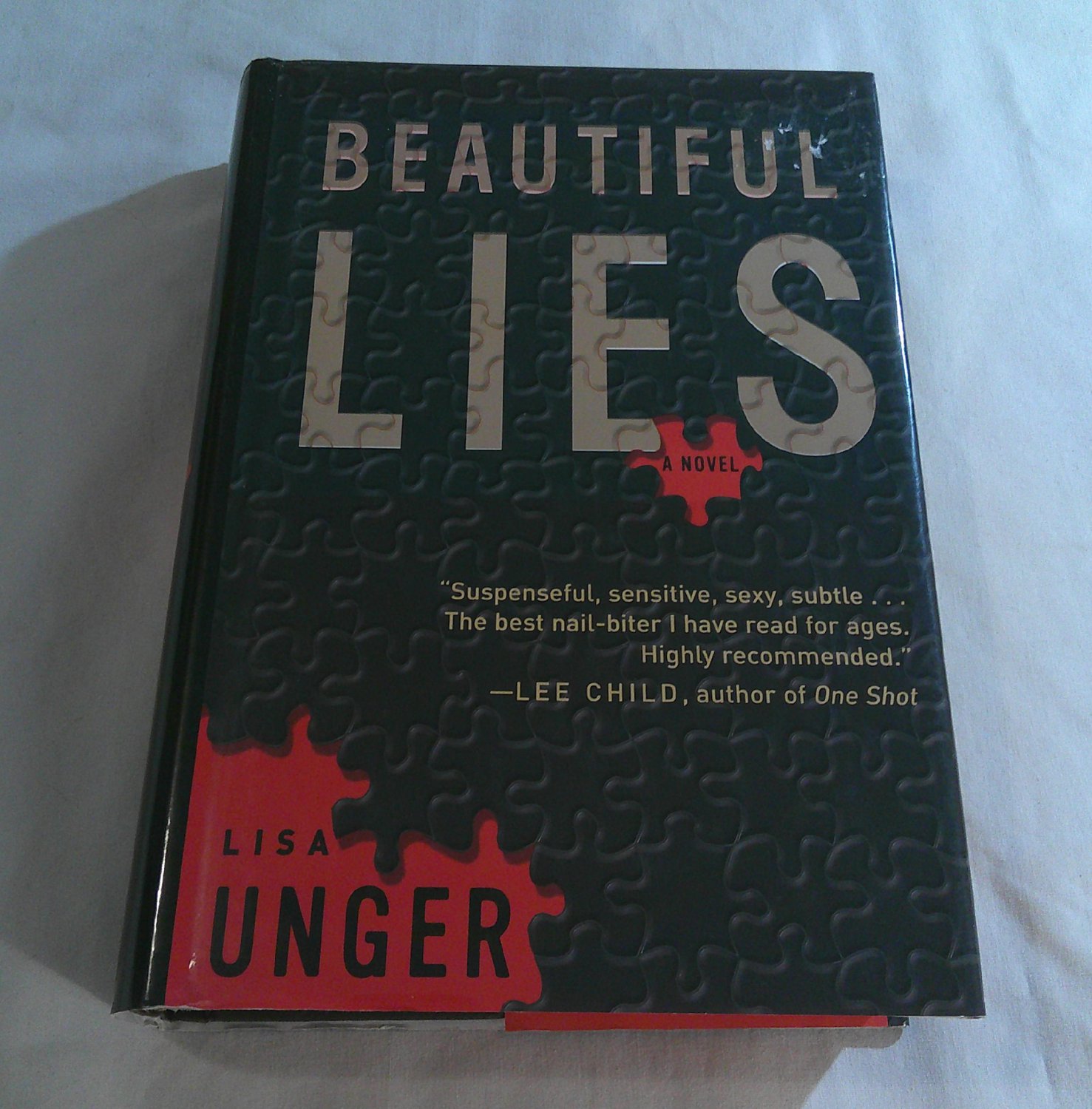 Beautiful Lies by Lisa Unger (2006) () Ridley Jones #1, Doubleday LP HC