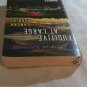 Fugitive at Large by Sandra Robbins 2015/R24a5 Bounty Hunters #2, Harlequin Love Inspired Suspense