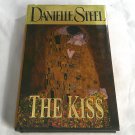 The Kiss by Danielle Steel (2001) (L73C4) Delacorte Press HC The Kiss by Danielle Steel (2001) (L73C4) Delacorte Press HC