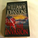 Home Invasion by William W. Johnstone,  J.A. Johnstone (2010) (R61a2) Black Ops #4, Pinnacle PB