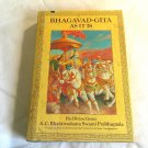 Bhagavad-Gita as It Is by A. C. Bhaktivedanta Swami Prabhupada (1976) (L72b9) HC Bhagavad-Gita as It Is by A. C. Bhaktivedanta Swami Prabhupada (1976) (L72b9) HC