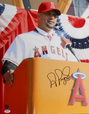 Albert Pujols Signed L.A. Angels 16x20 Photo (PSA & Pujols)