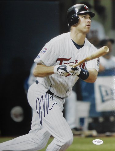 Joe Mauer Signed Minnesota Twins 11x14 Photo (JSA)