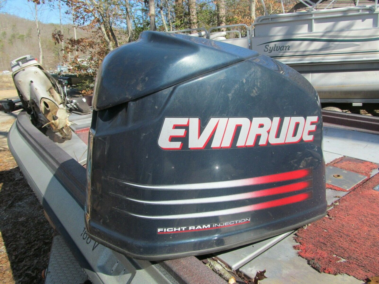 Evinrude 200 Ficht Ram Injection COWLING 2002