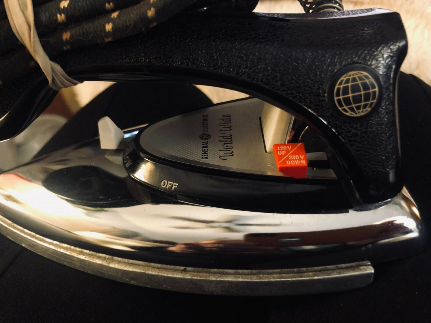 Vintage Electric Iron General Electric World Wide Excellent Condition
