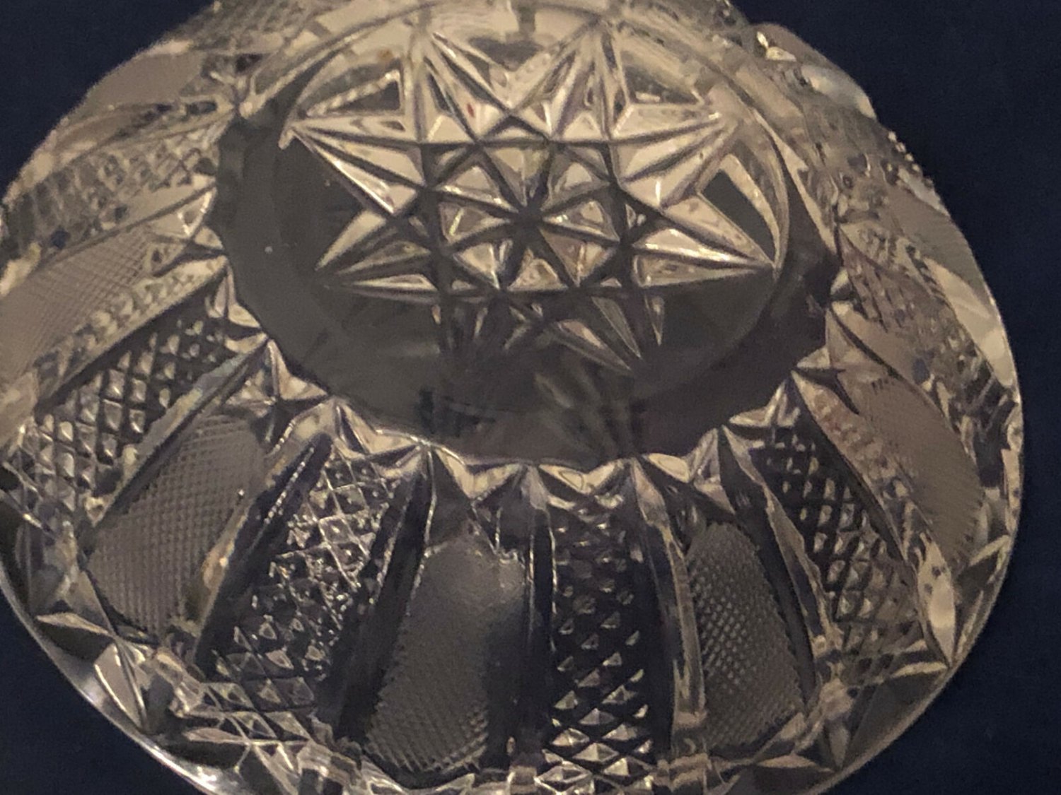 Crystal Ashtray Round 51/2" x 2" Heavy Weight Beautiful Star