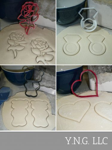 VALENTINES DAY GIFT OR PROPOSAL SWEETHEART COUPLE SET OF 4 COOKIE CUTTERS BAKING TOOL 3D USA PR1468