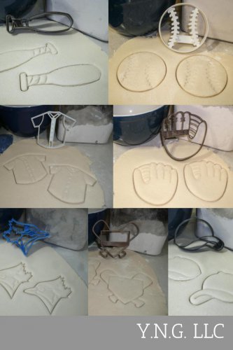 TORONTO BLUE JAYS MLB TEAM BIRD LOGO BASEBALL MITT CAP COOKIE CUTTER USA PR1277