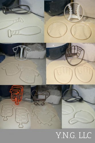 SAN FRANCISCO GIANTS MLB TEAM SF LOGO BASEBALL MITT CAP COOKIE CUTTER USA PR1274
