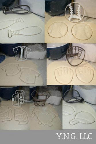 SAN DIEGO PADRES MLB TEAM SD LOGO BASEBALL MITT CAP BAT COOKIE CUTTER USA PR1273