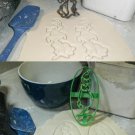 Grinch And Dog Max Dr Seuss Christmas Movie Set Of 2 Cookie Cutters USA PR1118