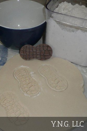 PEANUT STAMP STAMPING EMBOSSER EMBOSSING COOKIE COOKIE CUTTER USA PR2691