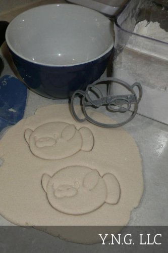 MANATEE LARGE MARINE MAMMAL AQUATIC OCEAN WATER SEA COW COOKIE CUTTER USA PR2694