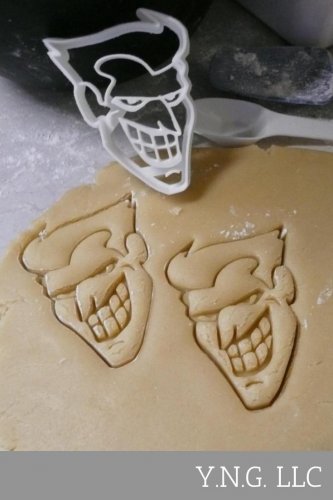 Joker DC Comics Batman Dark Knight Villain Cookie Cutter Baking Tool Made in USA PR454
