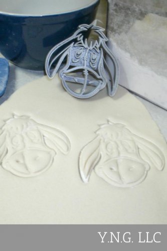 EEYORE WINNIE THE POOH CHARACTER COOKIE CUTTER MADE IN THE USA PR458