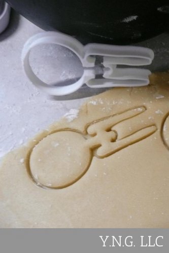 USS ENTERPRISE STARSHIP STAR TREK CHARACTER COOKIE CUTTER USA PR459