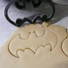 BATMAN SUPERHERO DC COMICS CHARACTER COOKIE CUTTER FONDANT BAKING TOOL USA PR466