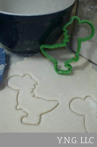 SUPER MARIO YOSHI DINO COOKIE CUTTER CAKE FONDANT SPECIAL OCCASION USA PR470