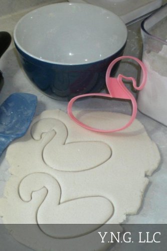 FLAMINGO FLOATIE TUBE POOL WATER OCEAN LAKE RIVER POND COOKIE CUTTER USA PR2857