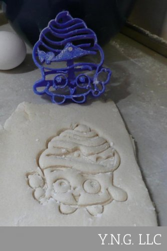 SHOPKINS WORLD CUPCAKE CARTOON COOKIE CUTTER FONDANT BAKING TOOL USA PR502