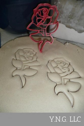 ROSE WITH STEM PRETTY FLOWER PLANT THORN VALENTINES DAY COOKIE CUTTER USA PR2907