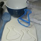 ALICE IN WONDERLAND ADVENTURES PRINCESS DRESS COSTUME COOKIE CUTTER USA PR2912