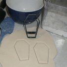 COFFIN HALLOWEEN HAUNTED HOUSE MANSION OR CAMPING COOKIE CUTTER USA PR2945