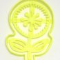 DANDELION YELLOW COMMON FLOWER PERENNIAL PLANT MEADOW COOKIE CUTTER USA PR2653