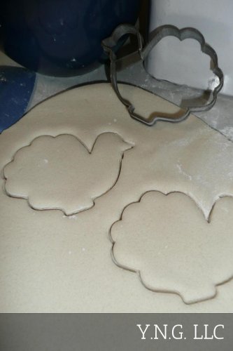 TURKEY SIDE FACING MEAT BIRD FEATHERS THANKSGIVING COOKIE CUTTER USA PR2942