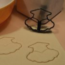 GRADUATION CAP HAT WITH SPACE BELOW FOR WORDING NAME COOKIE CUTTER USA PR2612