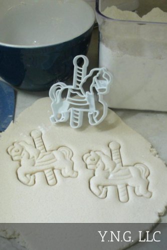 CAROUSEL HORSE DETAILED MERRY GO ROUND ROUNDABOUT COOKIE CUTTER USA PR2611