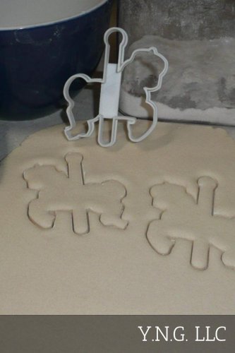 CAROUSEL HORSE OUTLINE MERRY GO ROUND ROUNDABOUT COOKIE CUTTER USA PR2610