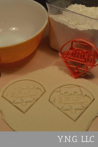 Philadelphia Phillies Bell Field Major League Baseball Cookie Cutter USA PR2578