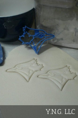 Toronto Blue Jays Bird Maple Leaf Baseball Logo Sports Cookie Cutter USA PR2567