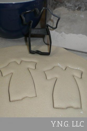 GRADUATION GOWN GRAD ROBE OUTFIT COLLEGE HIGH SCHOOL COOKIE CUTTER USA PR2501
