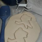 ICE HOCKEY PLAYER WITH STICK OUTLINE TEAM SPORTS NHL COOKIE CUTTER USA PR2483