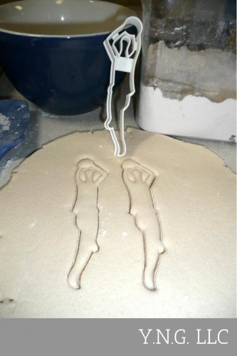 BASKETBALL PLAYER SHOOTING BALL JUMP SHOT TEAM NCAA NBA COOKIE CUTTER USA PR2415