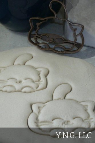 CAT KITTY SNEAKY LAYING DOWN CARNIVOROUS ANIMAL KITTEN COOKIE CUTTER USA PR2342