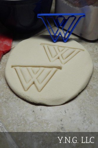 WELLESLEY COLLEGE W LOGO WOMENS LIBERAL ARTS EDUCATION COOKIE CUTTER USA PR2314