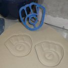 MILWAUKEE BREWERS GLOVE MB LOGO MLB BASEBALL TEAM SPORT COOKIE CUTTER USA PR2274