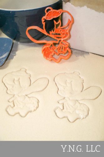 BAMM-BAMM RUBBLE PEBBLE'S FRIEND FLINTSTONES CHARACTER COOKIE CUTTER USA PR2260