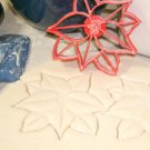 POINSETTIA PLANT RED GREEN FOLIAGE CHRISTMAS FLOWER COOKIE CUTTER USA PR2229